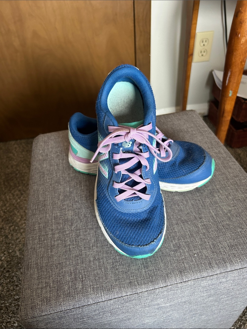 New Balance Blue Kids Sneakers with Pink Laces and Mint Accents